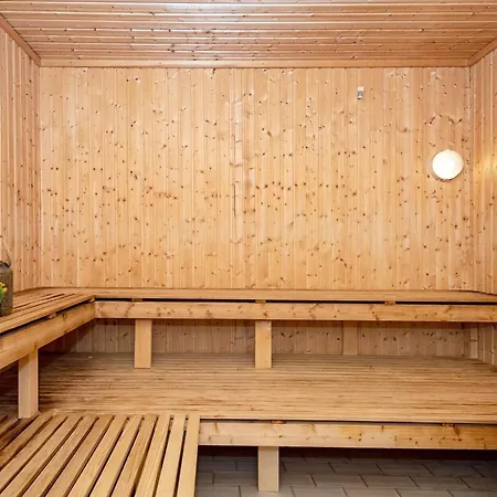 Apartment Lxxviii *
